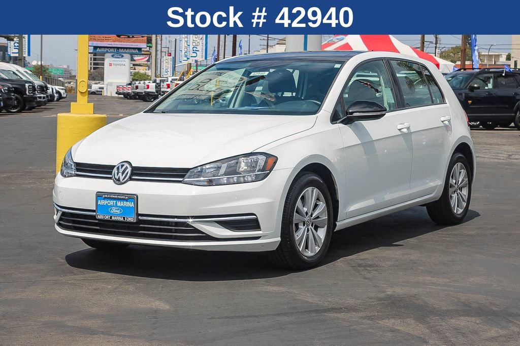 Used 2020 Volkswagen Golf 4-Door FWD image 3