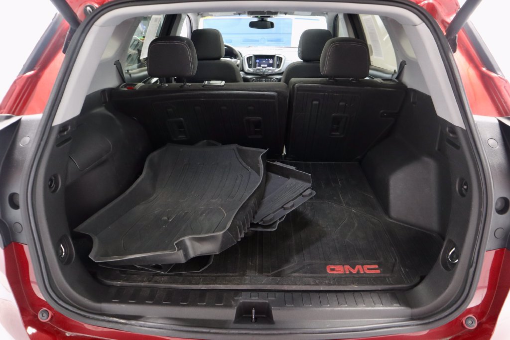 Used 2022 GMC Terrain SLE w/ Driver Convenience Package AWD/4WD image 14