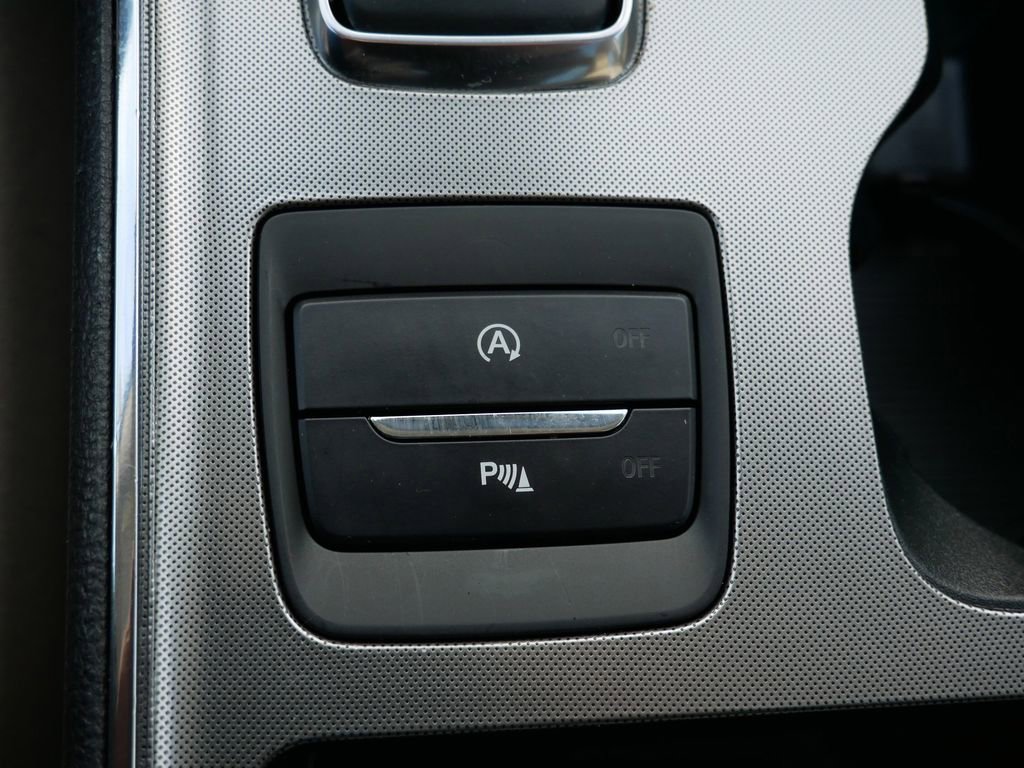 Certified 2024 Ford Edge Titanium w/ Equipment Group 301A image 25