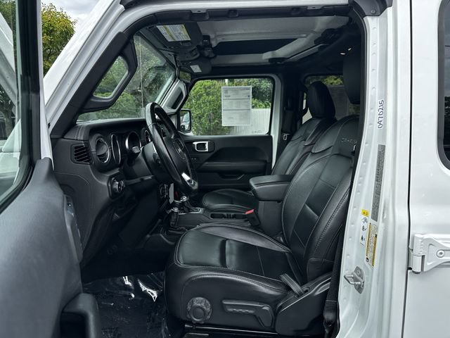 Used 2020 Jeep Wrangler Unlimited Sahara w/ Dual Top Group AWD/4WD image 19