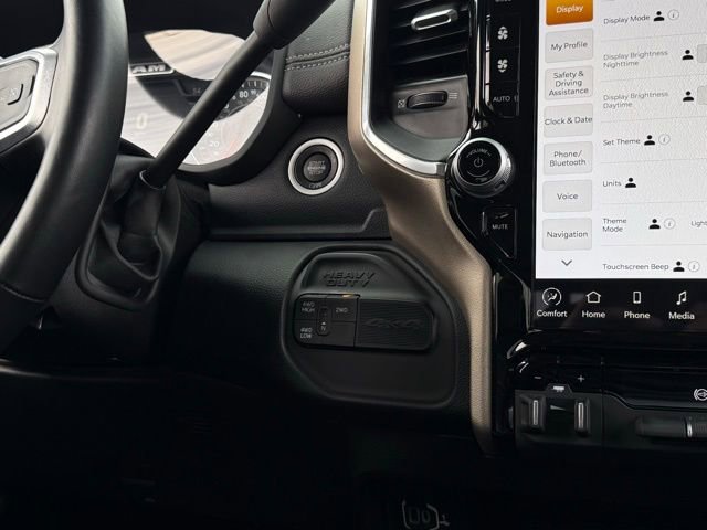 Used 2024 RAM 2500 Laramie image 29