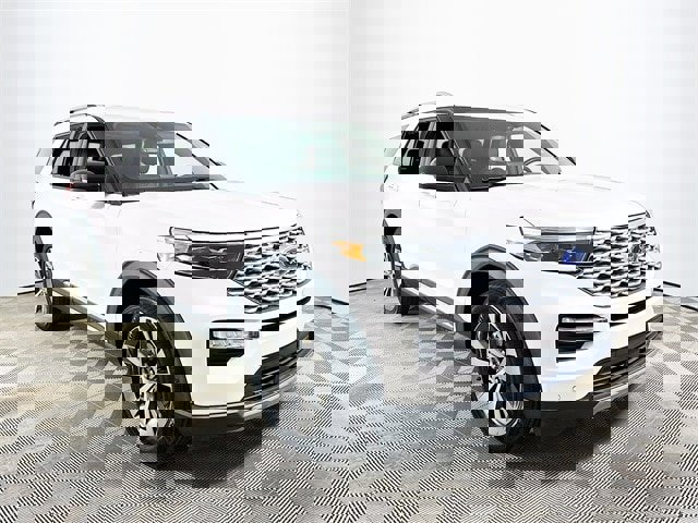 Certified 2020 Ford Explorer Platinum w/ Premium Technology Package