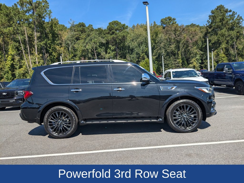 Used 2023 INFINITI QX80 Sensory w/ All-Season Package RWD image 3