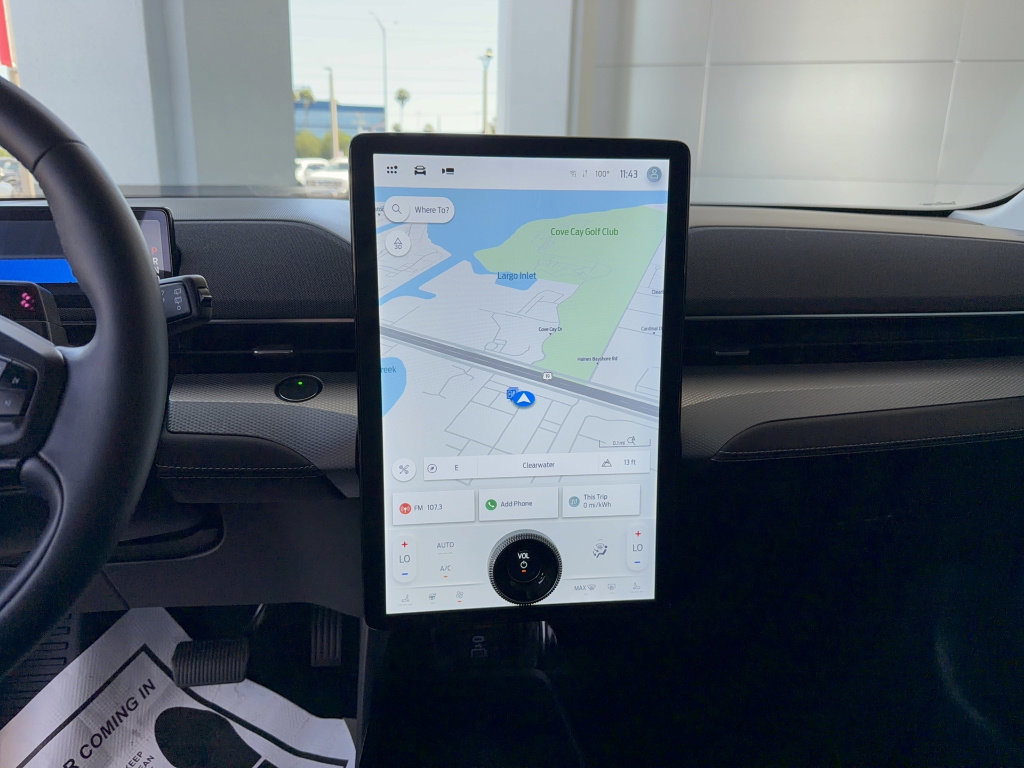 Certified 2022 Ford Mustang Mach-E Select w/ Comfort/Technology Package RWD image 19