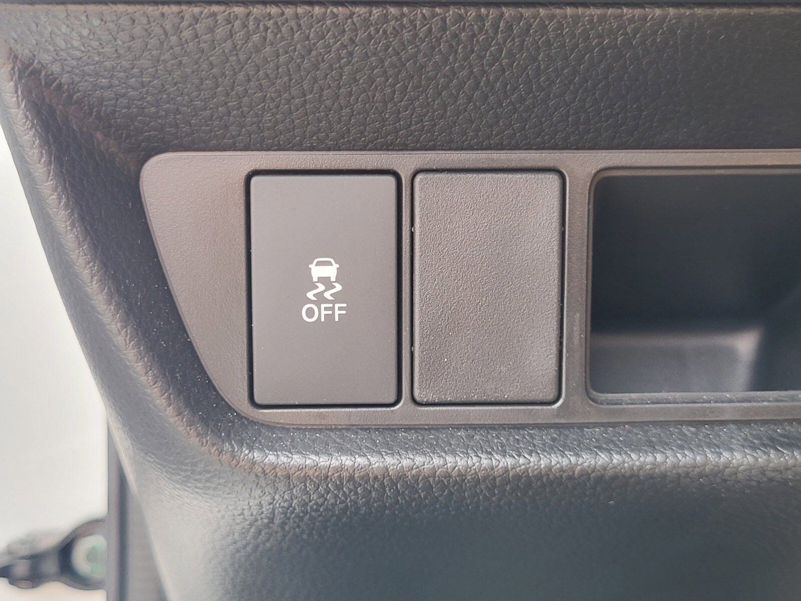 Used 2026 Honda HR-V LX image 23