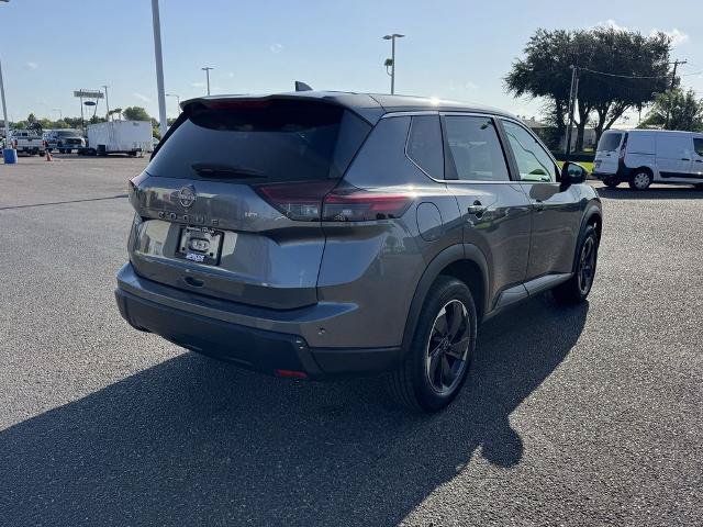 Used 2025 Nissan Rogue SV FWD image 3