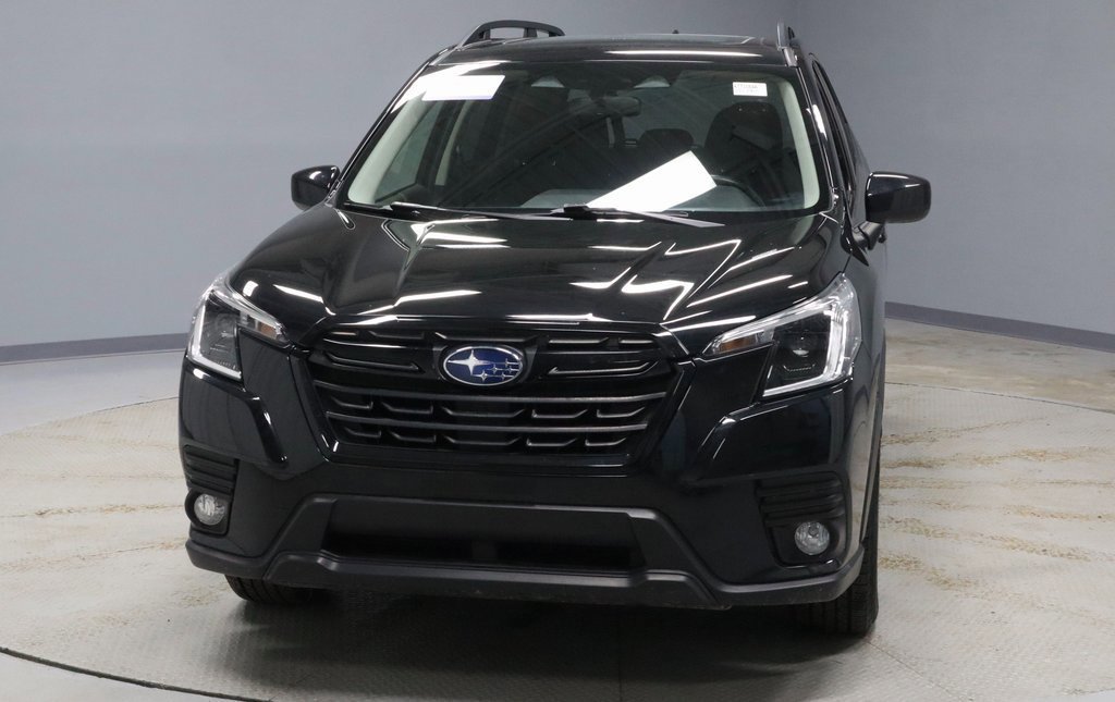 Used 2022 Subaru Forester Premium image 8