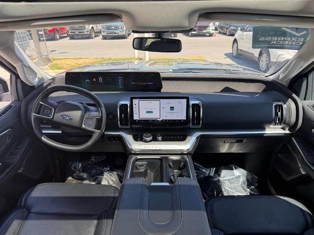 Certified 2025 Ford Expedition Platinum w/ Driver's Package image 15