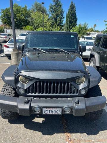 Used 2017 Jeep Wrangler Unlimited Sport w/ Dual Top Group AWD/4WD image 4