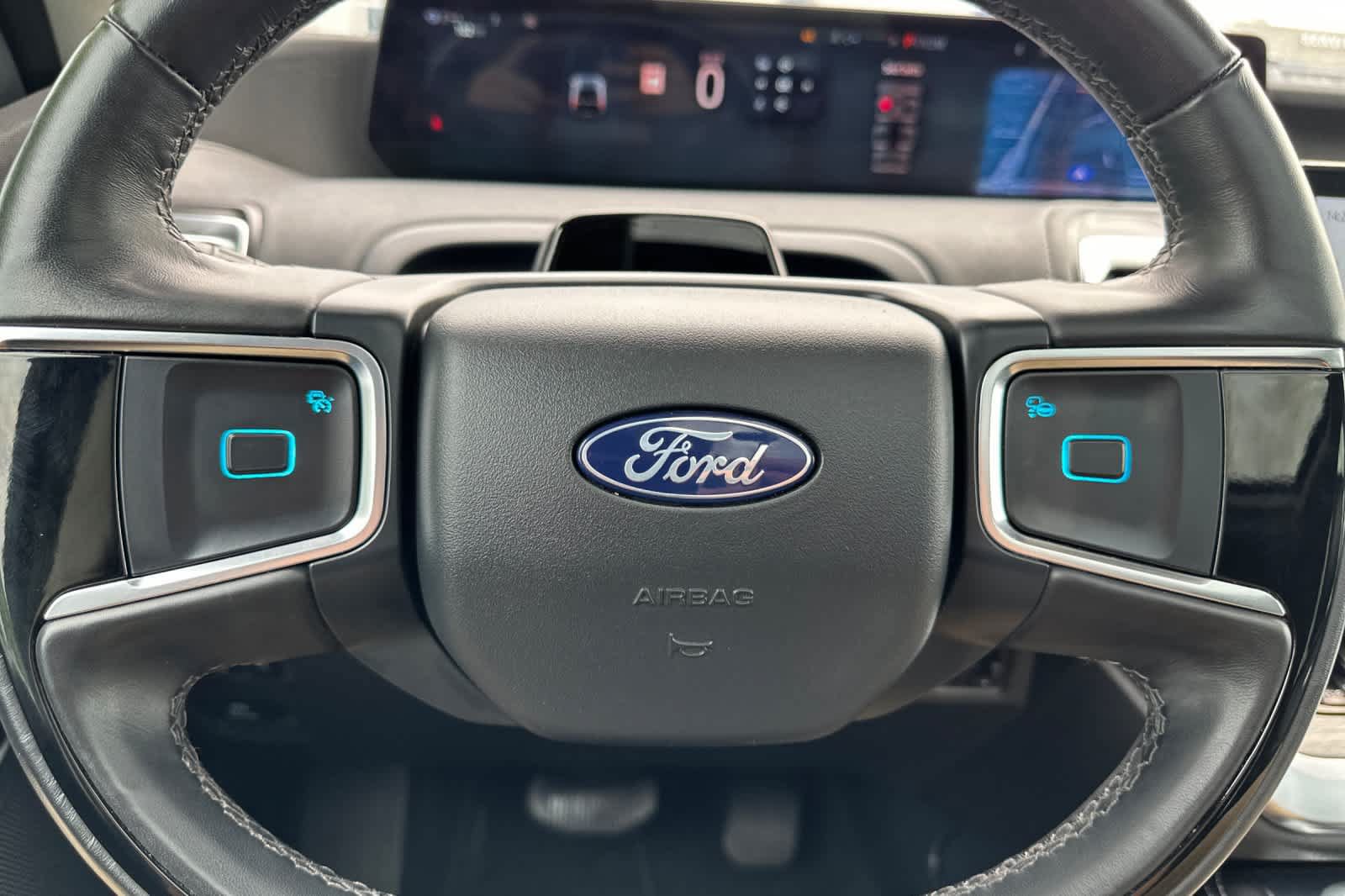 Certified 2025 Ford Expedition Platinum AWD/4WD image 25