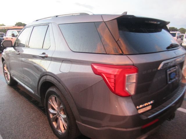 Certified 2022 Ford Explorer Limited w/ Equipment Group 301A RWD image 4