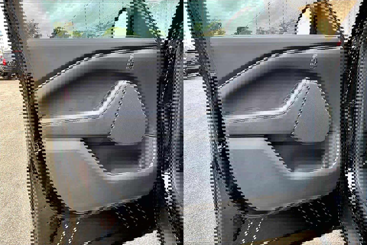 Certified 2025 Ford Mustang Mach-E Select image 21