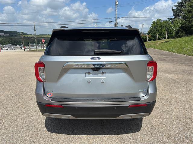 Certified 2020 Ford Explorer XLT w/ Equipment Group 202A AWD/4WD image 3