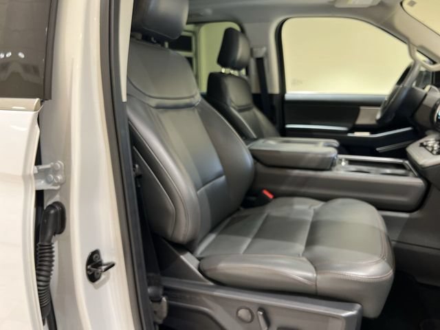 Certified 2025 Ford Expedition Active AWD/4WD image 26