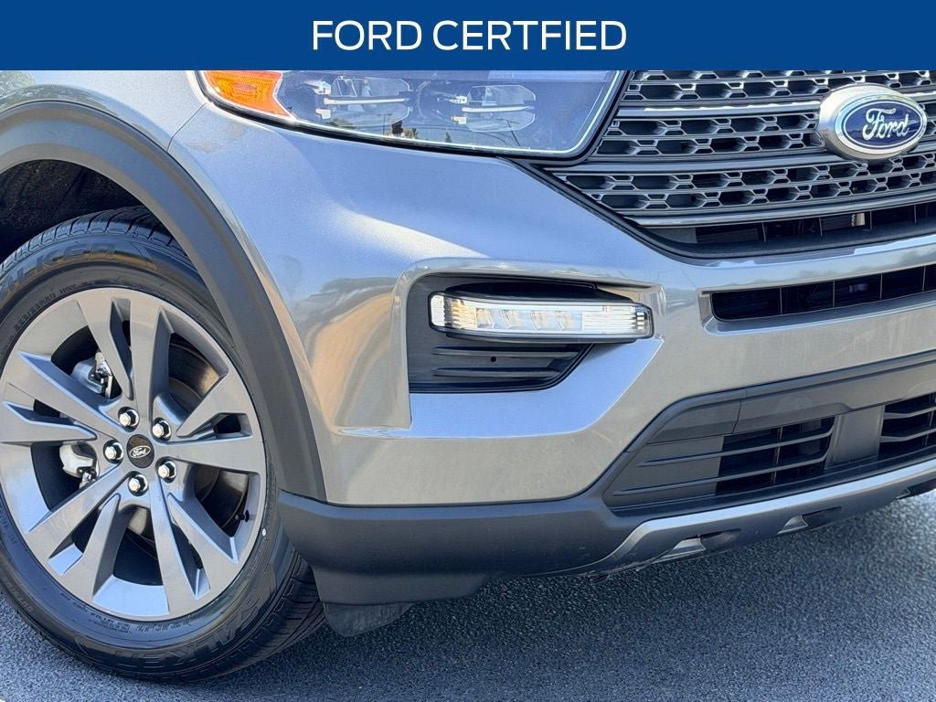 Certified 2023 Ford Explorer XLT w/ Equipment Group 202A RWD image 7
