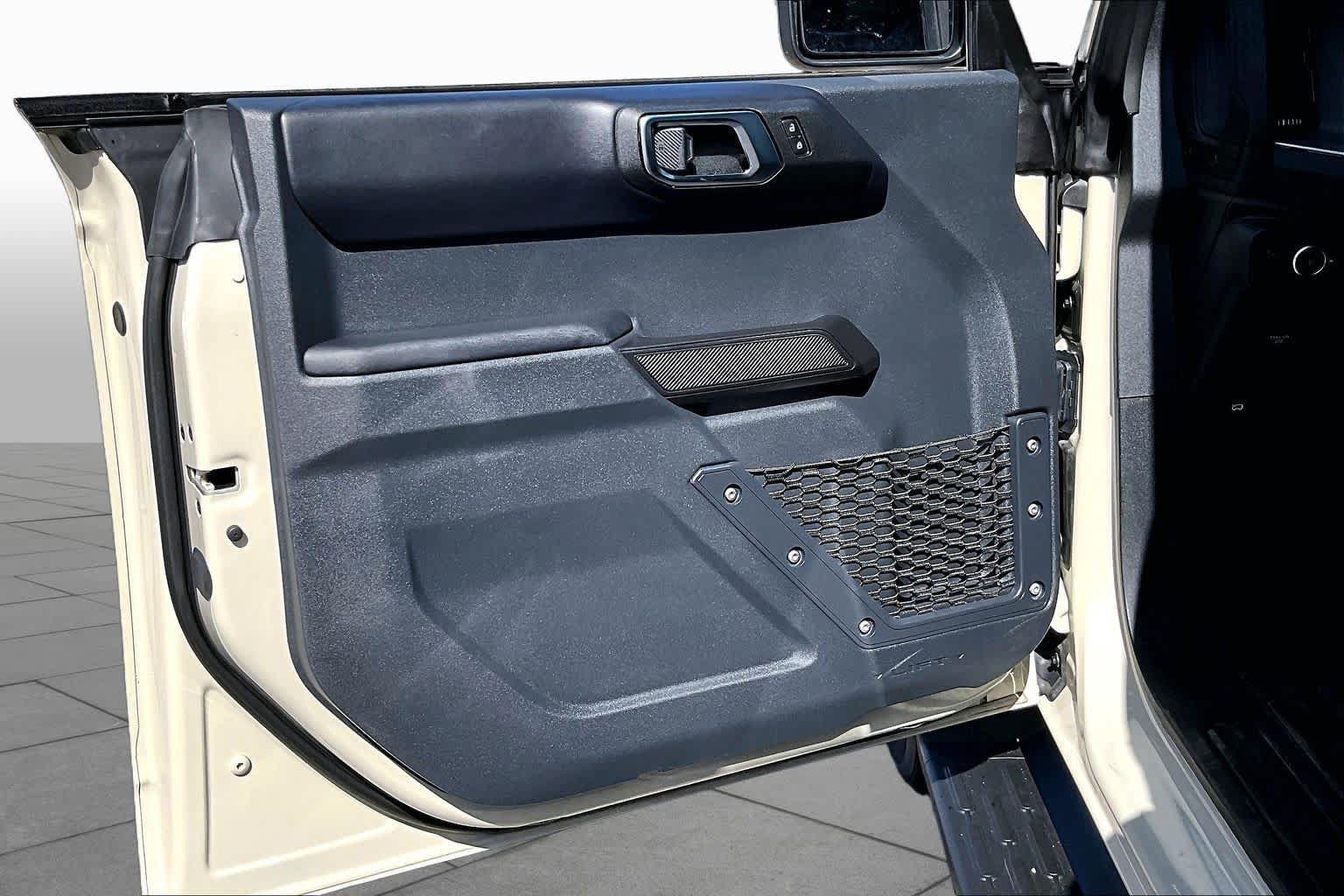 Certified 2025 Ford Bronco Outer Banks AWD/4WD image 22