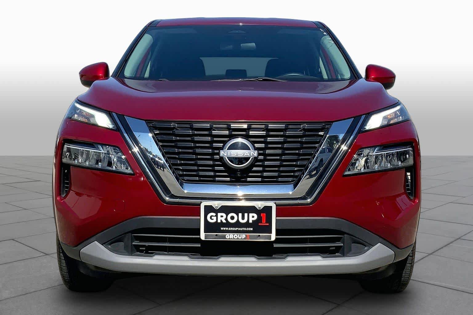 Used 2023 Nissan Rogue SV FWD image 4