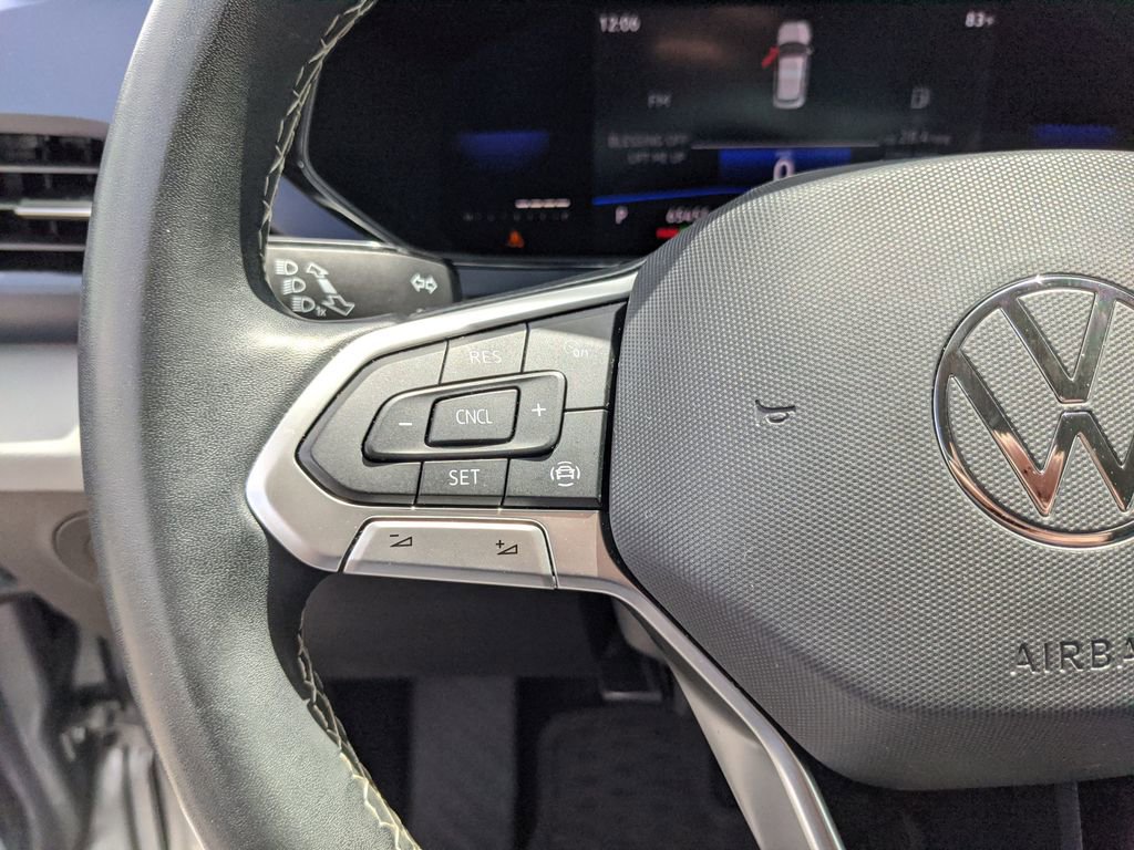 Used 2022 Volkswagen Taos SE image 27