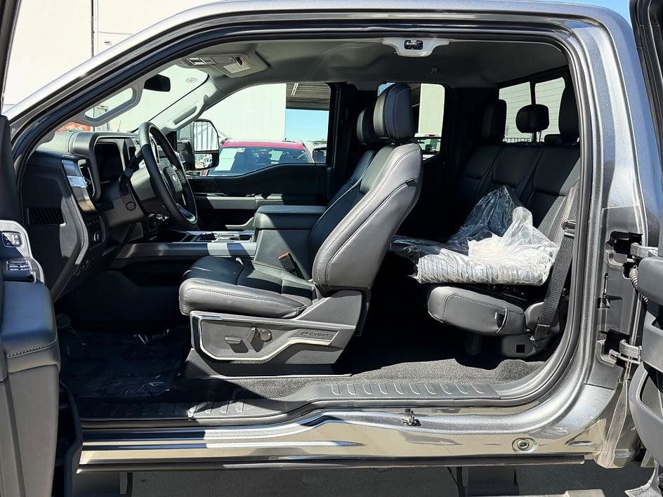 Certified 2023 Ford F350 Lariat w/ Tow Technology Package image 29