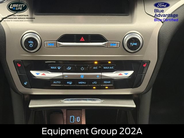 Certified 2022 Ford Explorer XLT w/ Equipment Group 202A AWD/4WD image 24
