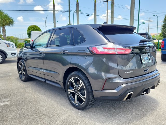 Certified 2020 Ford Edge ST w/ Cold Weather Package AWD/4WD image 5
