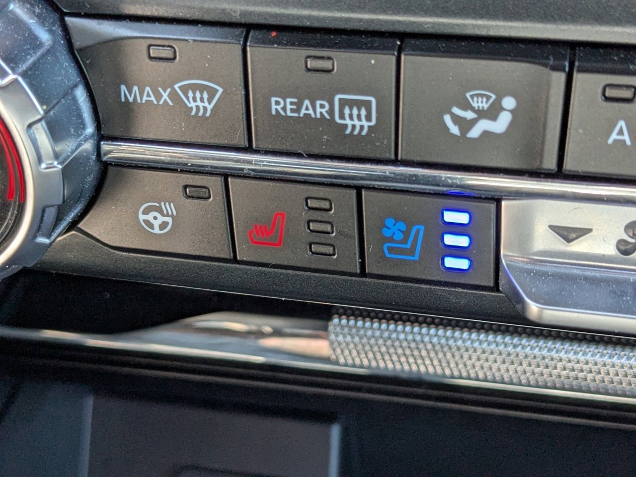 Certified 2024 Ford F150 Lariat image 26