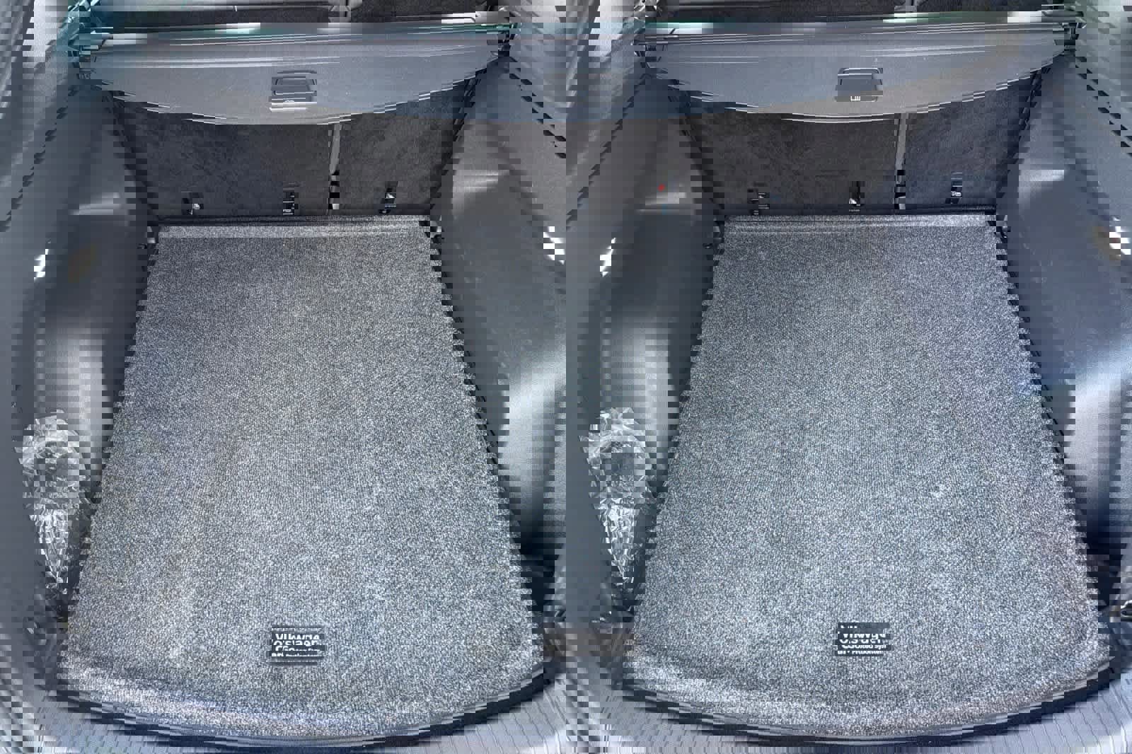 Used 2024 Volkswagen Atlas Cross Sport SEL R-Line image 15