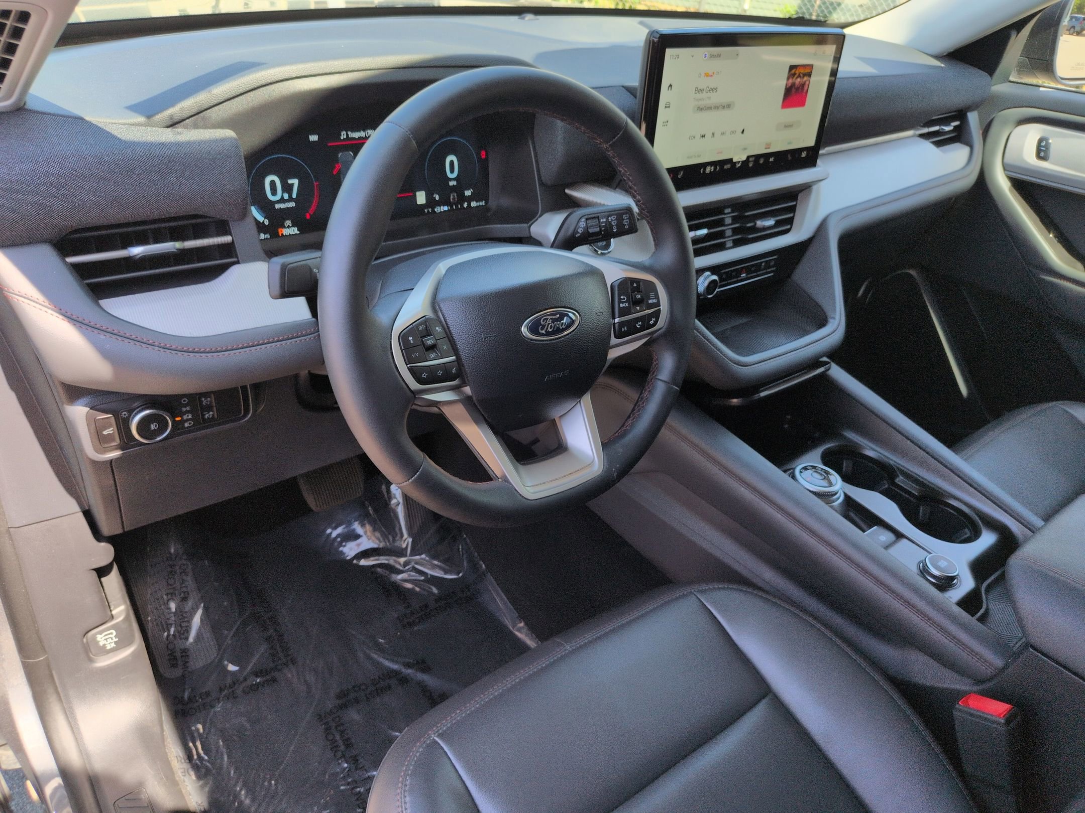 Certified 2025 Ford Explorer Active w/ Active Comfort Package RWD image 17