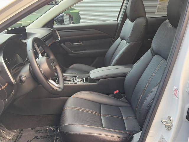 Used 2025 MAZDA CX-50 AWD 2.5 Hybrid w/ Premium Pkg image 10