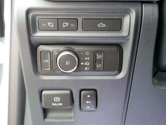 Certified 2022 Ford F150 Lariat w/ Equipment Group 502A High image 23