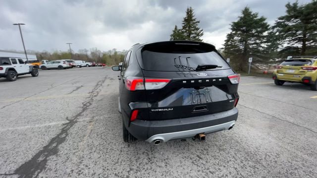 Certified 2022 Ford Escape Titanium w/ Class II Trailer Tow Package AWD/4WD image 8