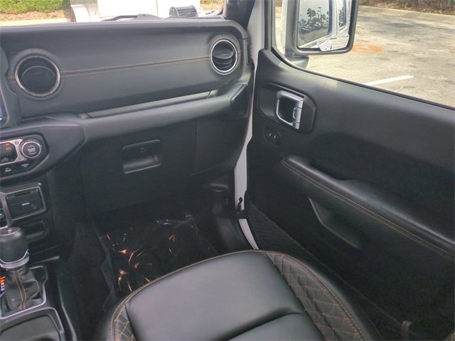 Used 2023 Jeep Gladiator Overland image 17
