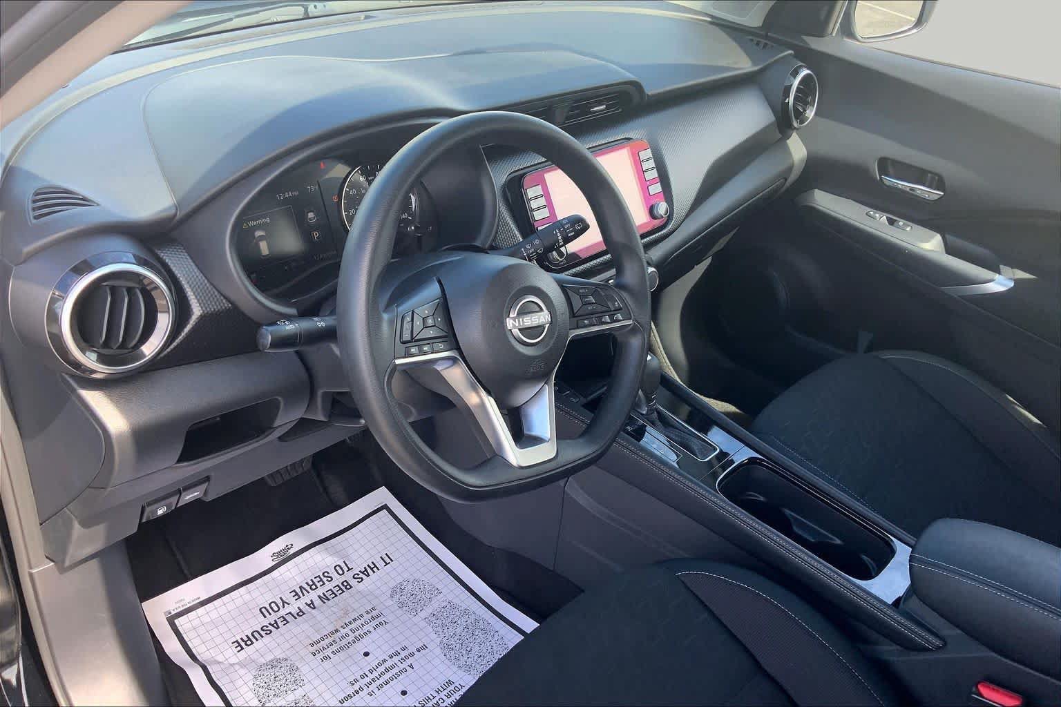 Used 2024 Nissan Kicks SV w/ Exterior Package FWD image 18