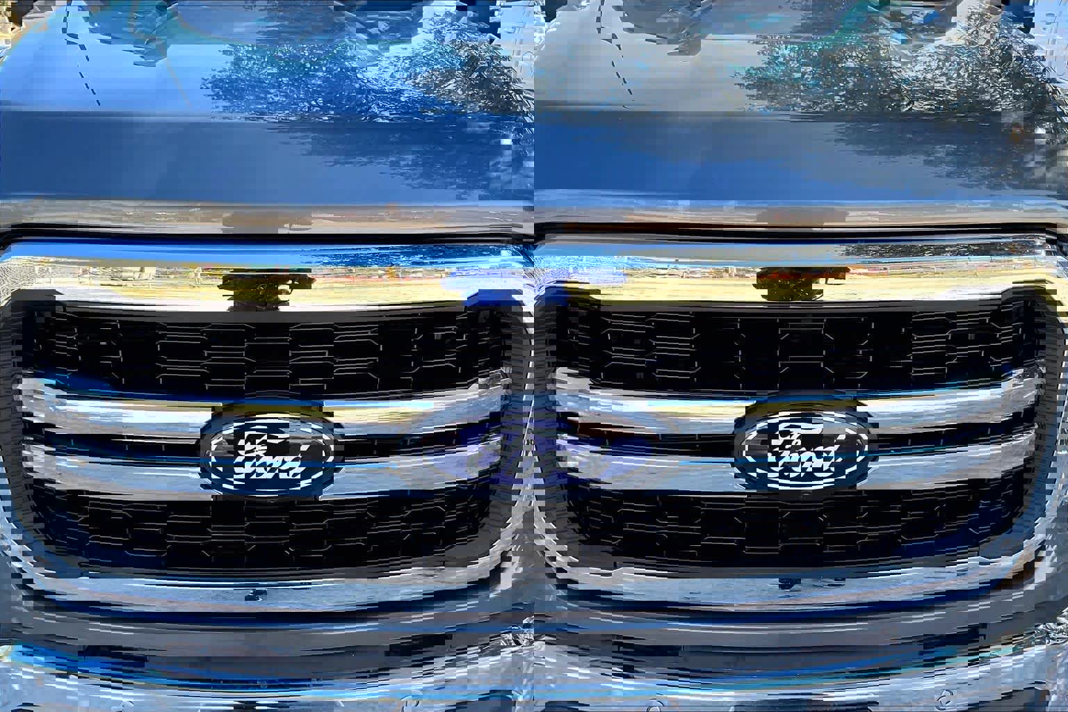 Certified 2025 Ford F150 Lariat w/ Equipment Group 501A Mid image 30