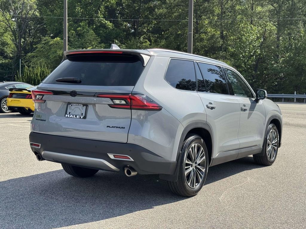 Used 2025 Toyota Grand Highlander AWD Hybrid image 22