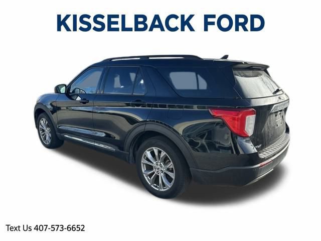 Certified 2022 Ford Explorer XLT w/ Equipment Group 202A image 3
