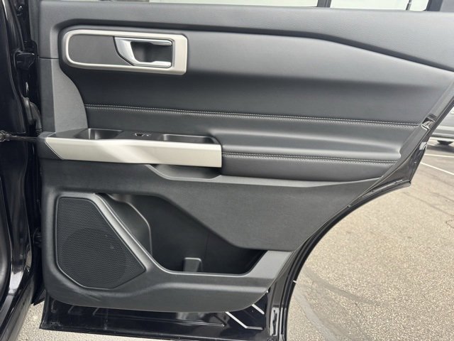 Certified 2021 Ford Explorer XLT w/ Equipment Group 202A image 25