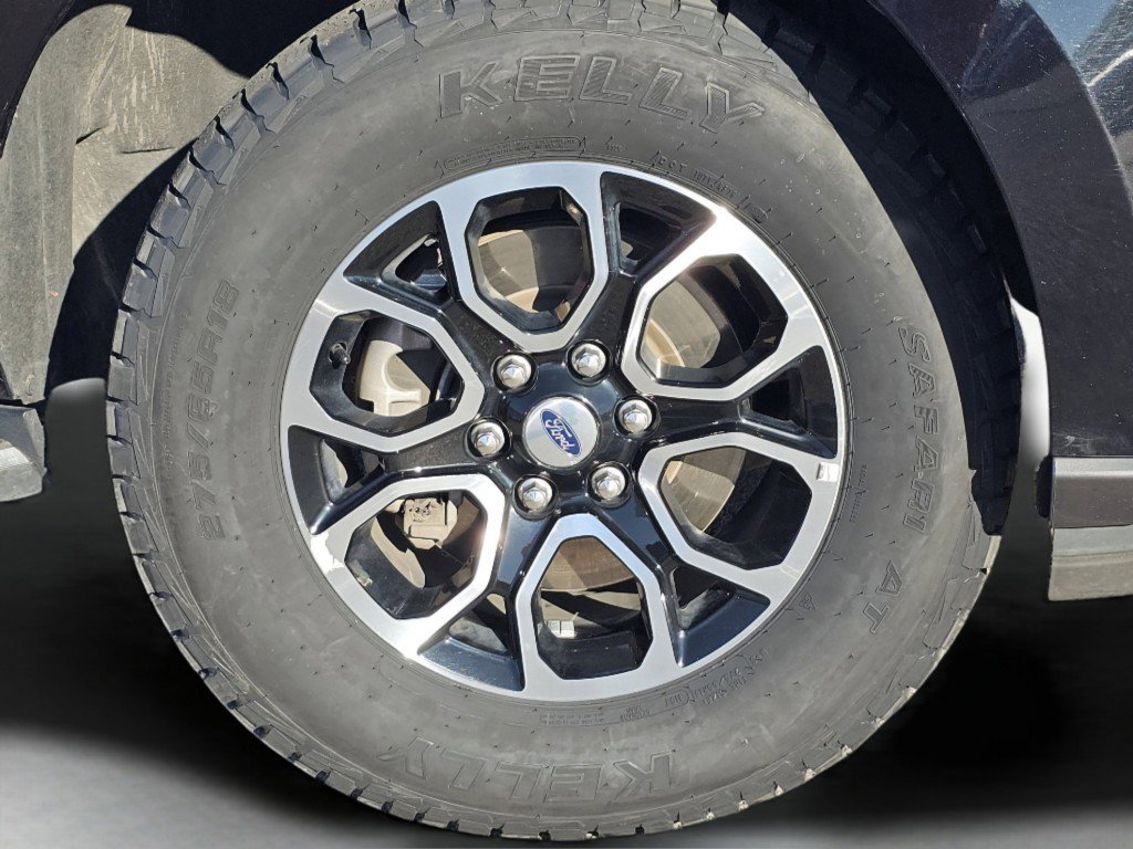 Certified 2023 Ford Expedition Max XLT image 31