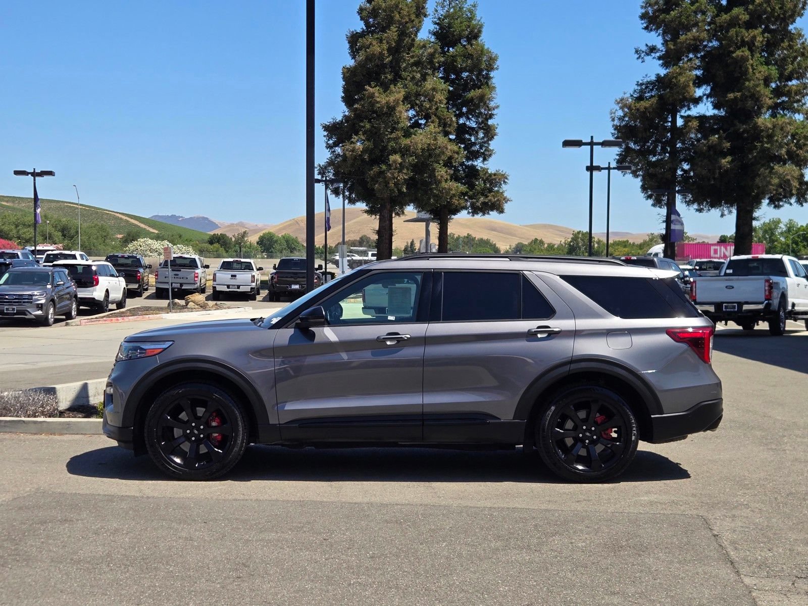 Certified 2021 Ford Explorer ST w/ Equipment Group 401A AWD/4WD image 7