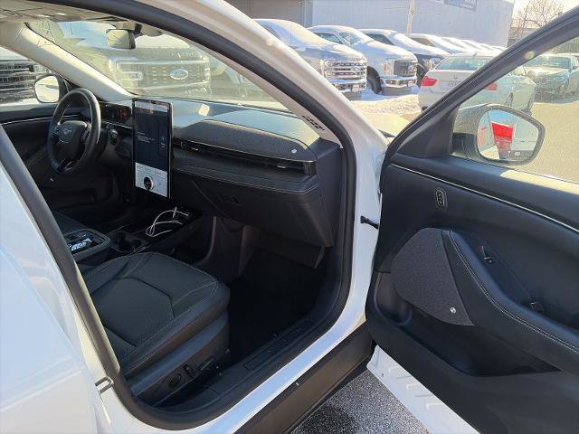 Certified 2025 Ford Mustang Mach-E Premium image 21