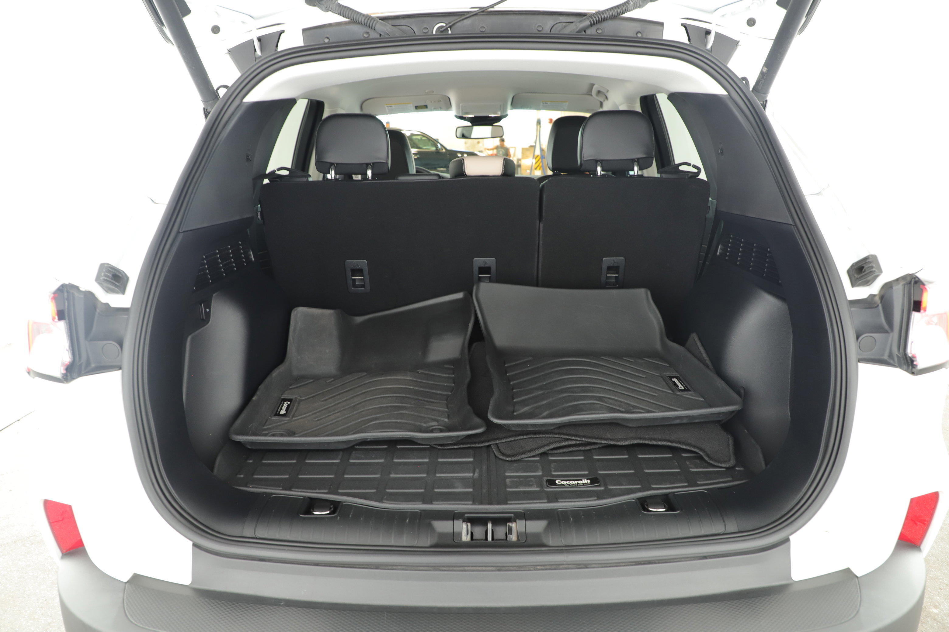 Certified 2021 Ford Escape Titanium image 5