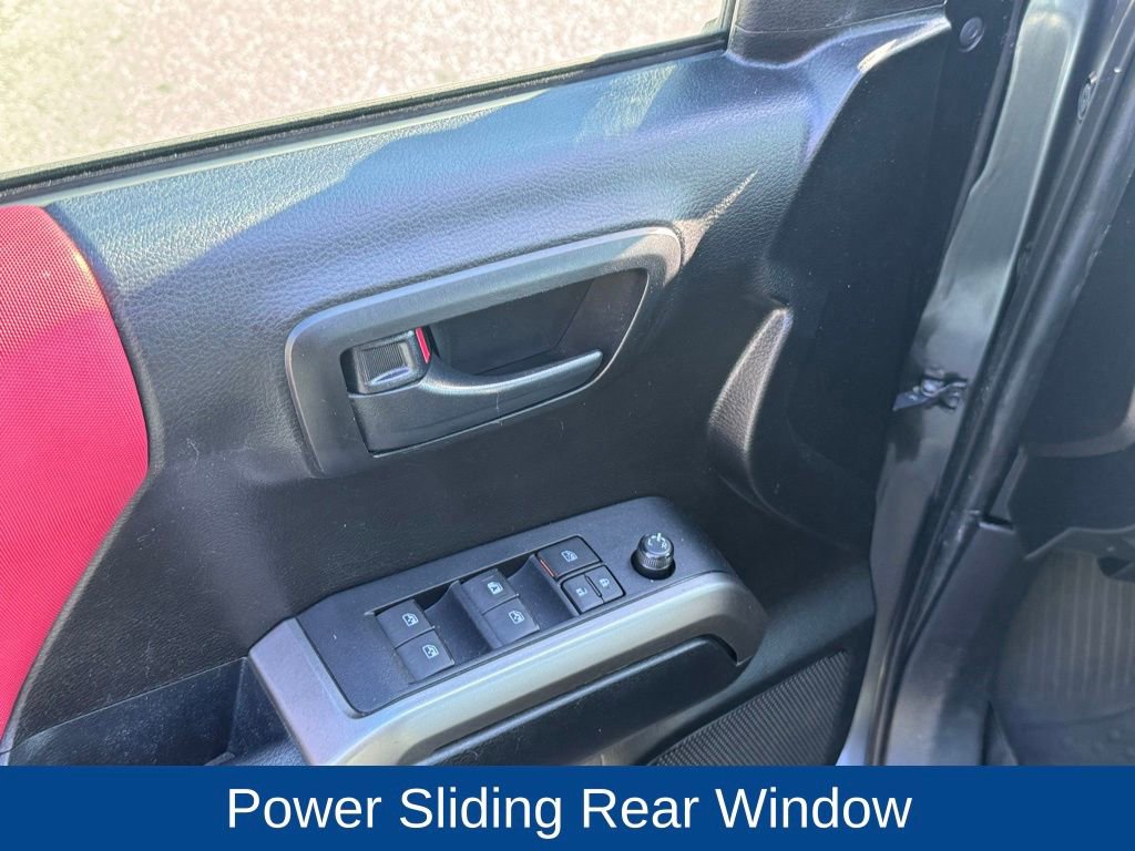 Used 2021 Toyota Tacoma SR5 image 9