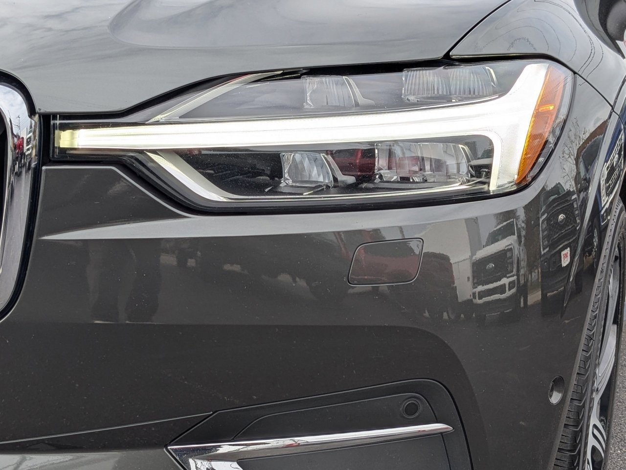 Used 2019 Volvo XC60 T5 Inscription w/ Protection Package image 11