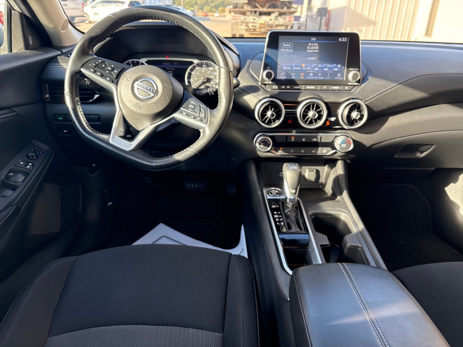 Used 2022 Nissan Sentra SV FWD image 5