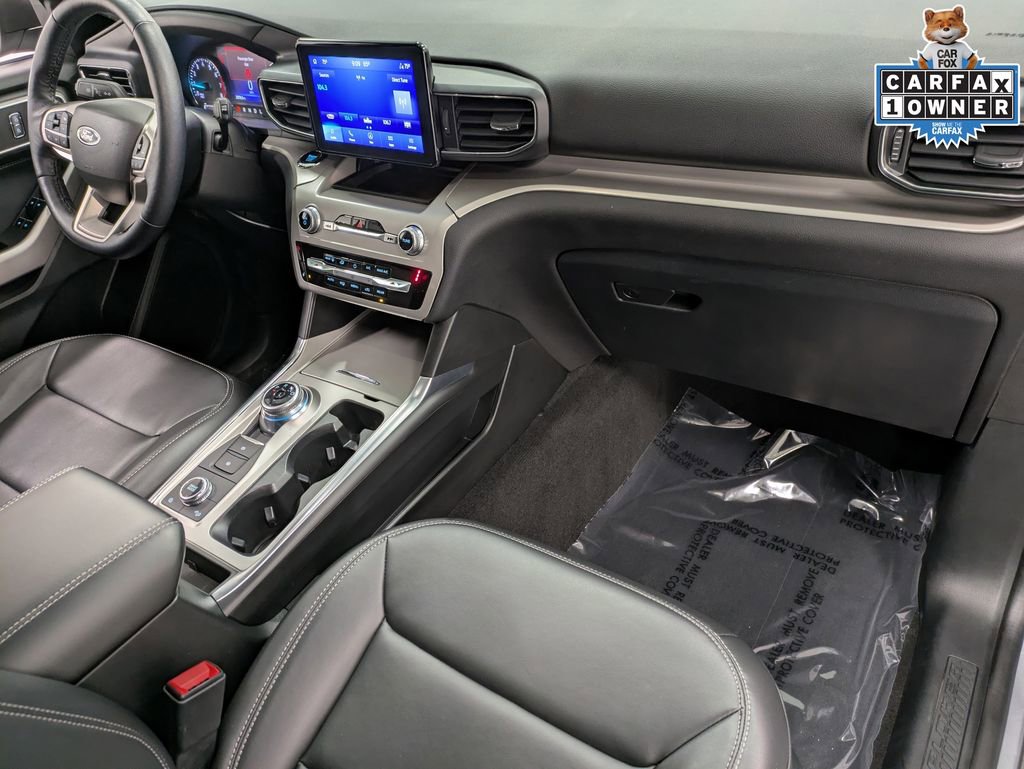 Certified 2022 Ford Explorer XLT w/ Equipment Group 202A image 32