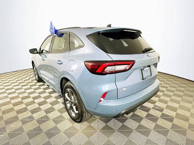 Certified 2024 Ford Escape ST-Line w/ Tech Pack #1 AWD/4WD image 9