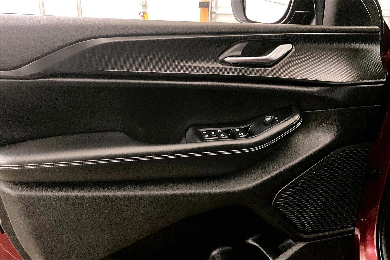 Used 2023 Jeep Grand Cherokee L Laredo image 22