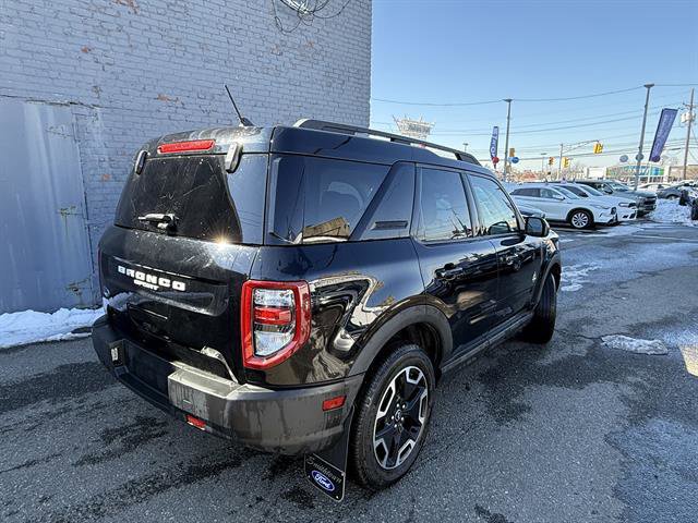 Certified 2021 Ford Bronco Sport Outer Banks w/ Outer Banks Package (96D) image 3