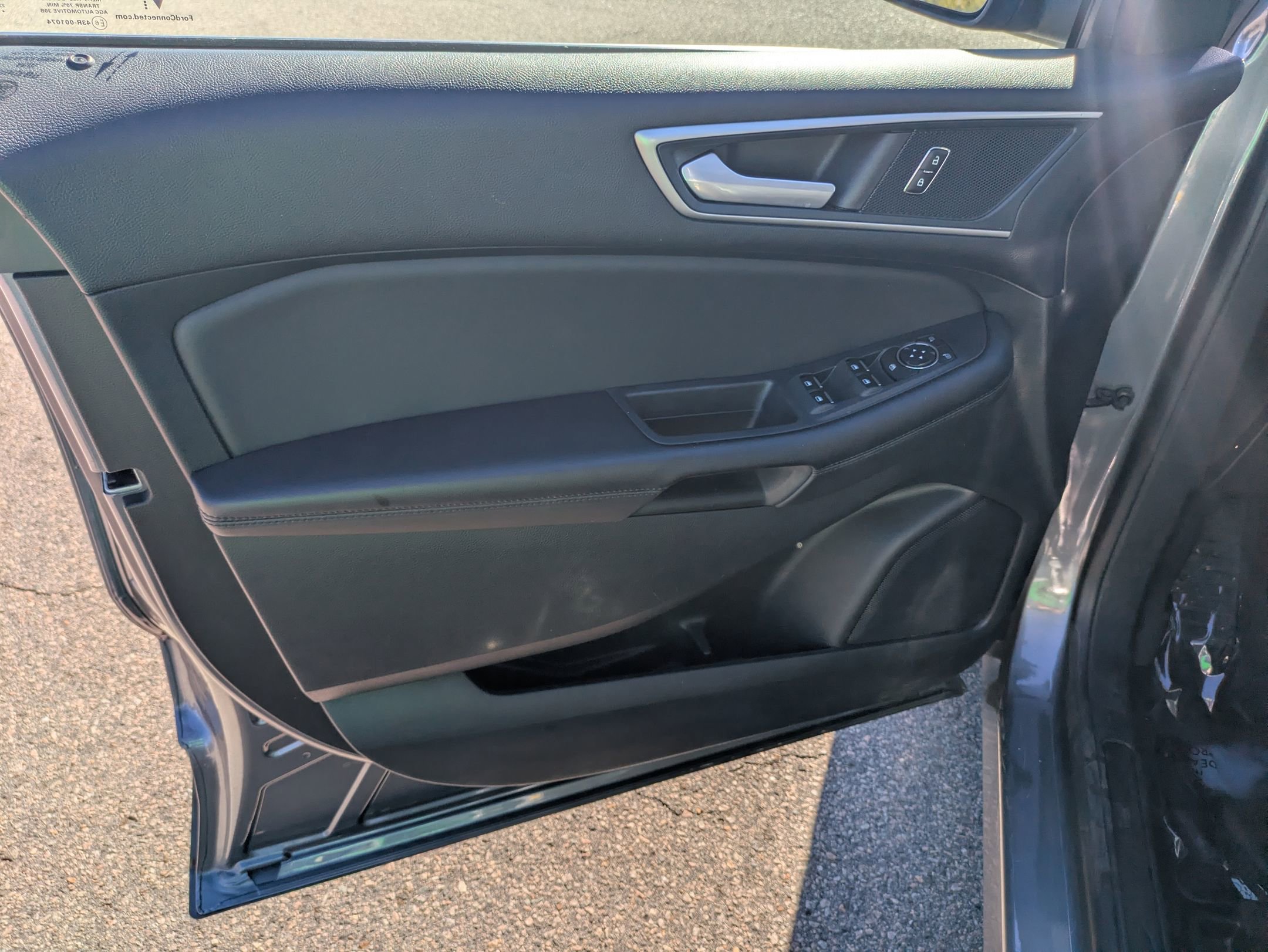 Certified 2024 Ford Edge SEL image 12