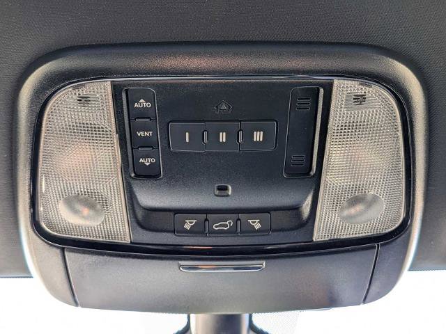 Used 2021 Dodge Durango R/T image 32